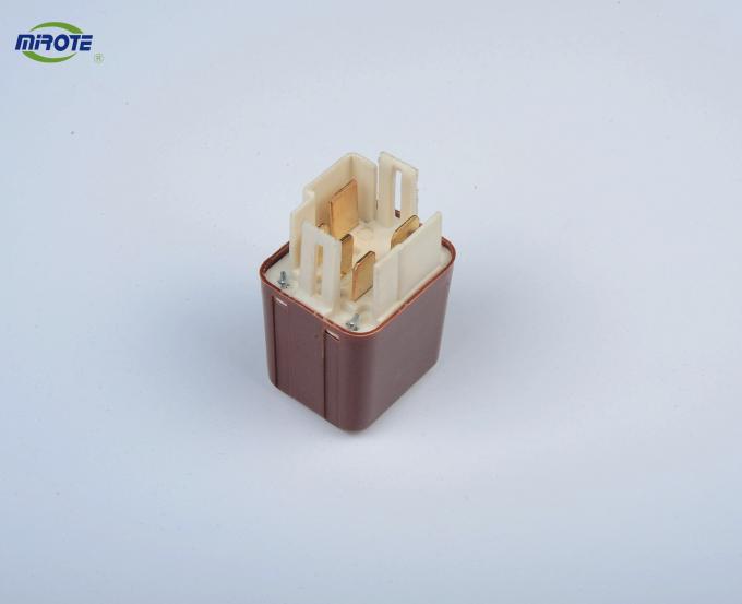 40 Amp 5 Pin Relay , Universal 12 Volt Relay Silver Alloy Contact Material90987-04002 / 056700-6780