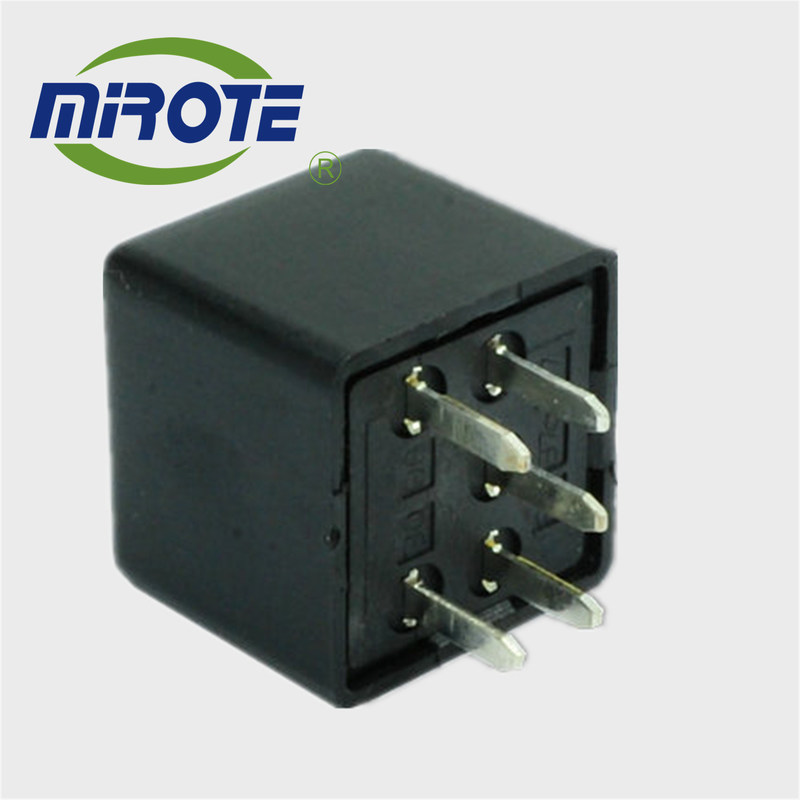 Vehicle System Automotive Micro Relay 12193602 Ry604 PCB 30A 5 Pin